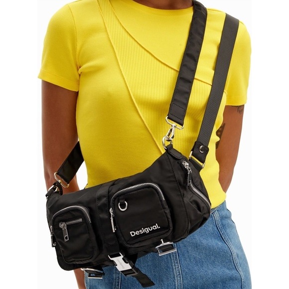EUC‎ Desigual Black Pockets Crossbody Bum Bag - Picture 2 of 11